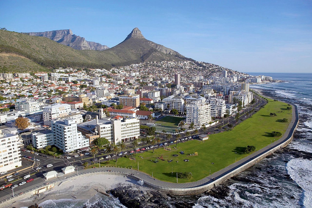 Cape Town travel scene with Table Mountain, city, and waterfront inspiration